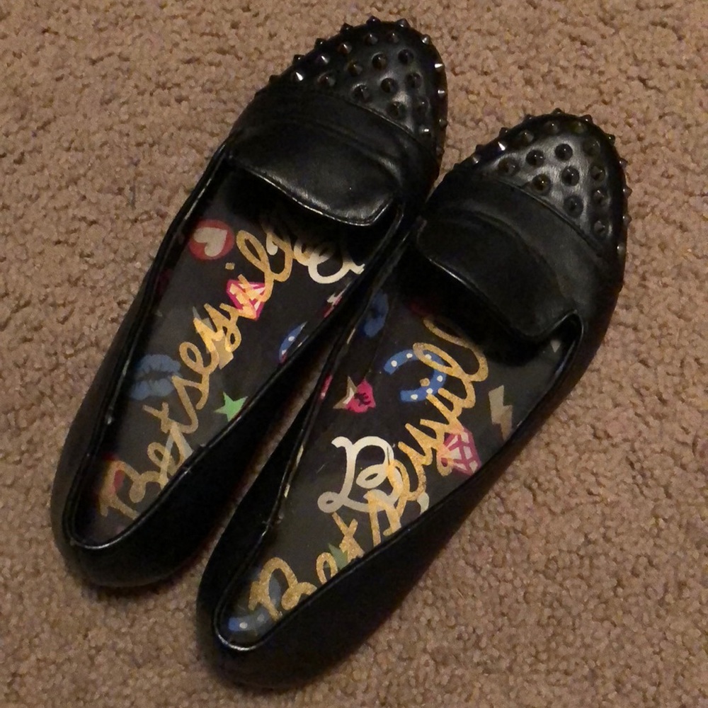 Betsey Johnson Studded Black Flats